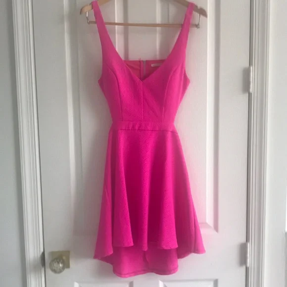 open lace back dress Mustard Seed Ruched Tie-Sleeve Dress